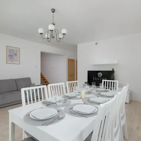 Willa Janiska - By Jantar Apartamenty Kolobrzeg *
