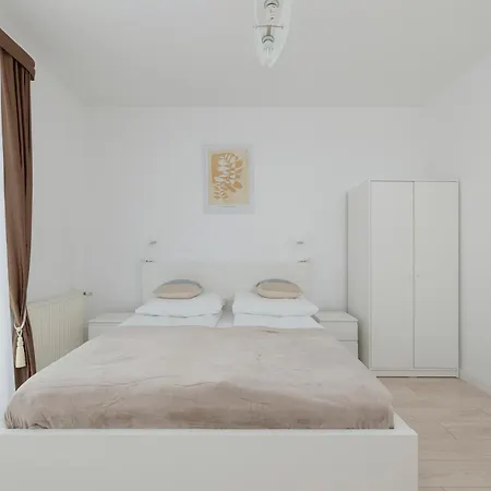 Willa Janiska - By Jantar Apartamenty Kolobrzeg * Kolobrzeg
