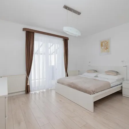 Willa Janiska - By Jantar Apartamenty Kolobrzeg *
